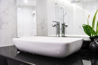 Разгледайте нашите предложения за дизайнерски бани 32